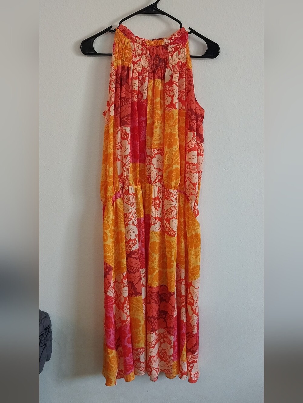 Ann Taylor Sleeveless Maxi Dress in Pink & Orange Patchprint